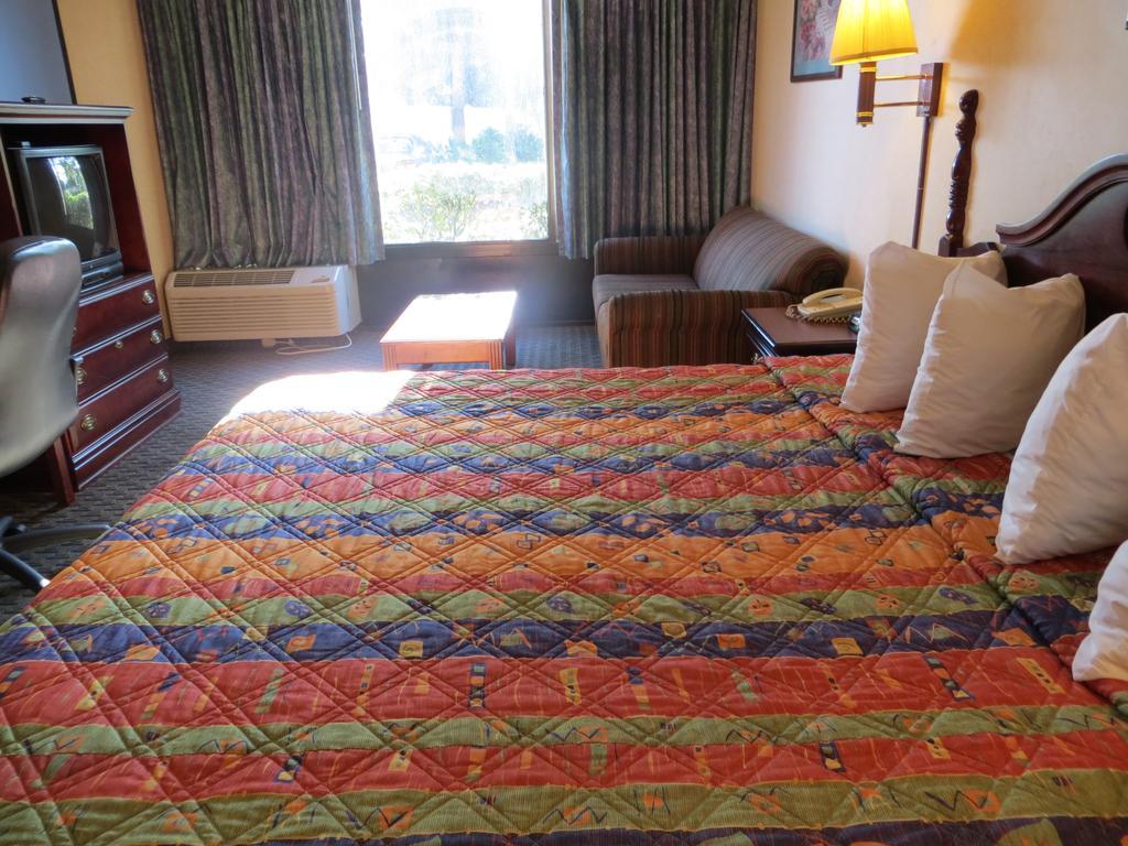 Eurotel Inn Maitland Room photo